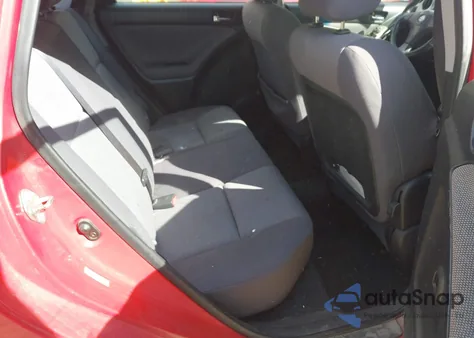 2004 Toyota Matrix Xr z USA, uszkodzony, nr VIN 2T1KR32E04C185882